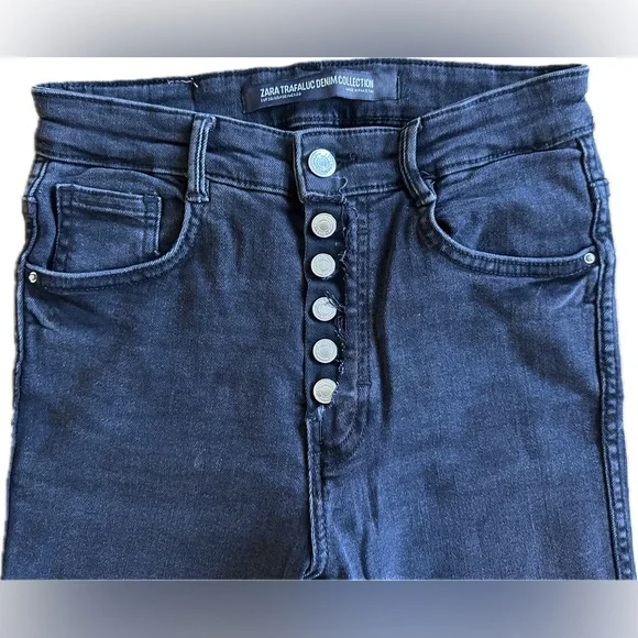 Zara Distressed Skinny Jeans - Picture 4 of 9